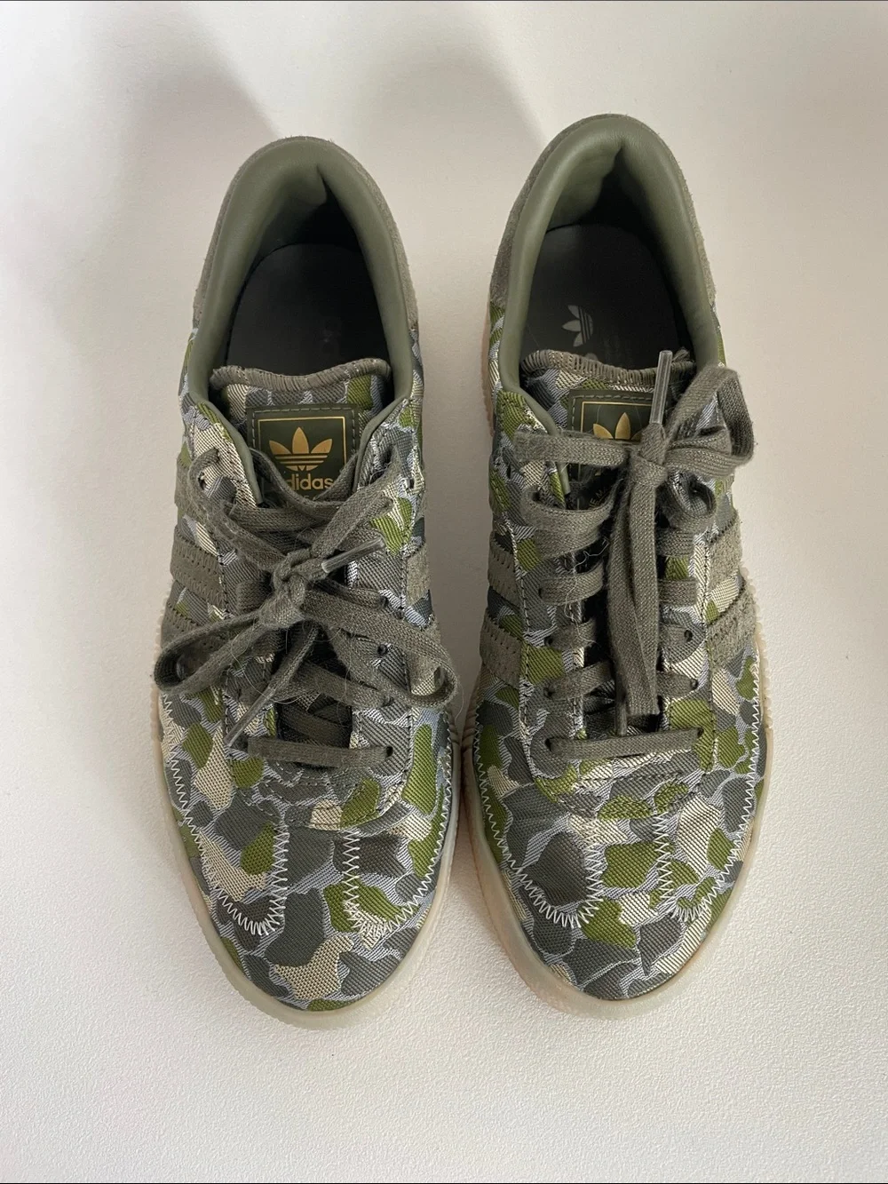 adidas Sambae Camo Gum sole Sneakers size 8